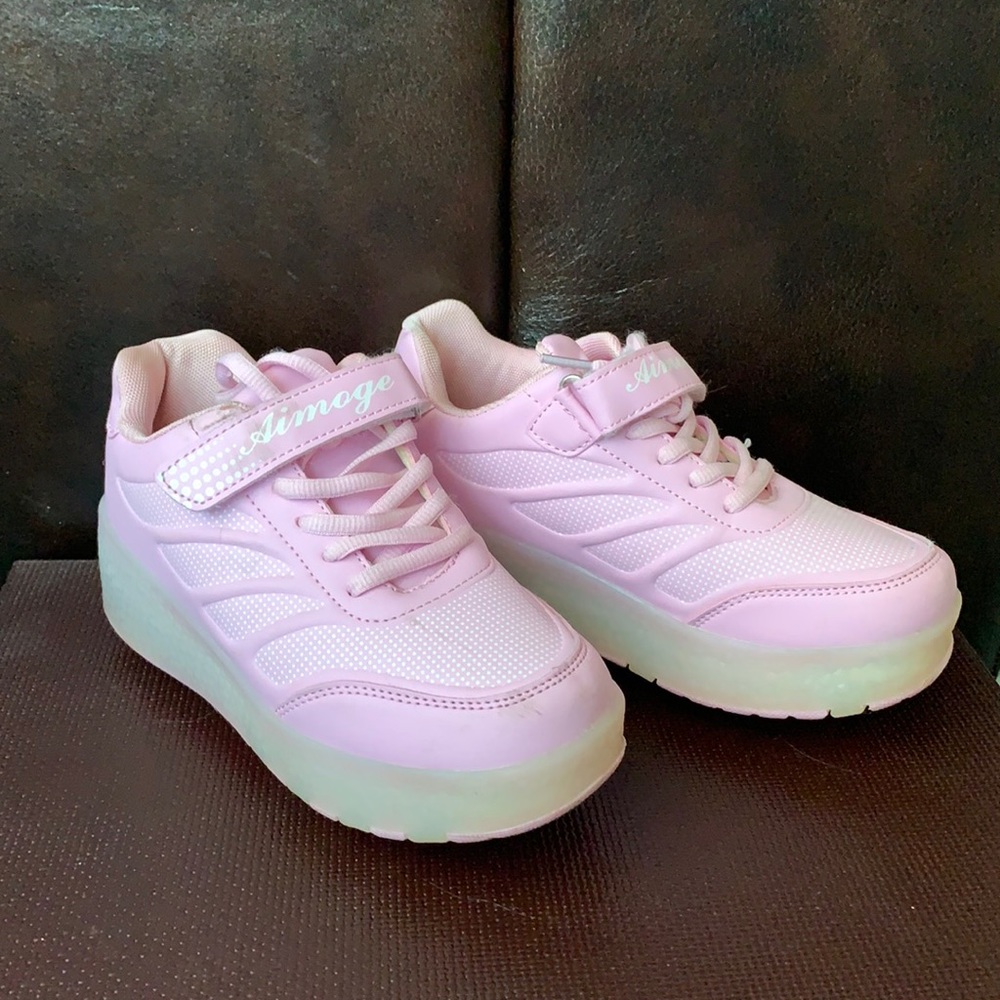 Nsasy Kids Roller Shoes Girl Sneakers with Wheels